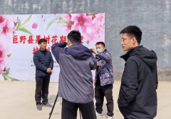 巨野县举办2025年果树花期办理现场手艺培